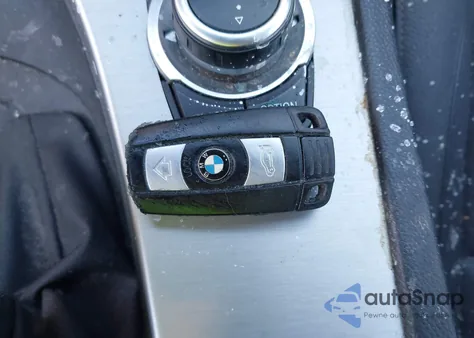 2010 BMW 328I z USA, uszkodzony, nr VIN WBAPH7C54AE125916